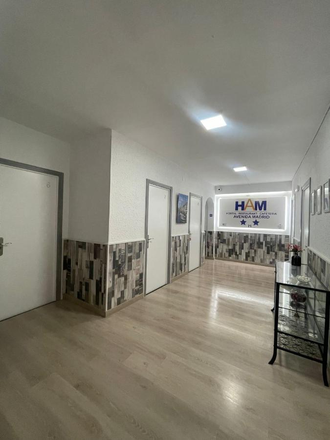 Hostal Restaurante Avenida De Madrid Τεράσα Εξωτερικό φωτογραφία