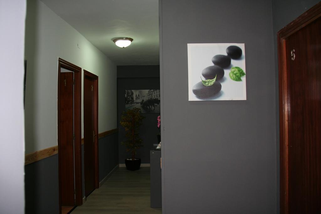 Hostal Restaurante Avenida De Madrid Τεράσα Εξωτερικό φωτογραφία