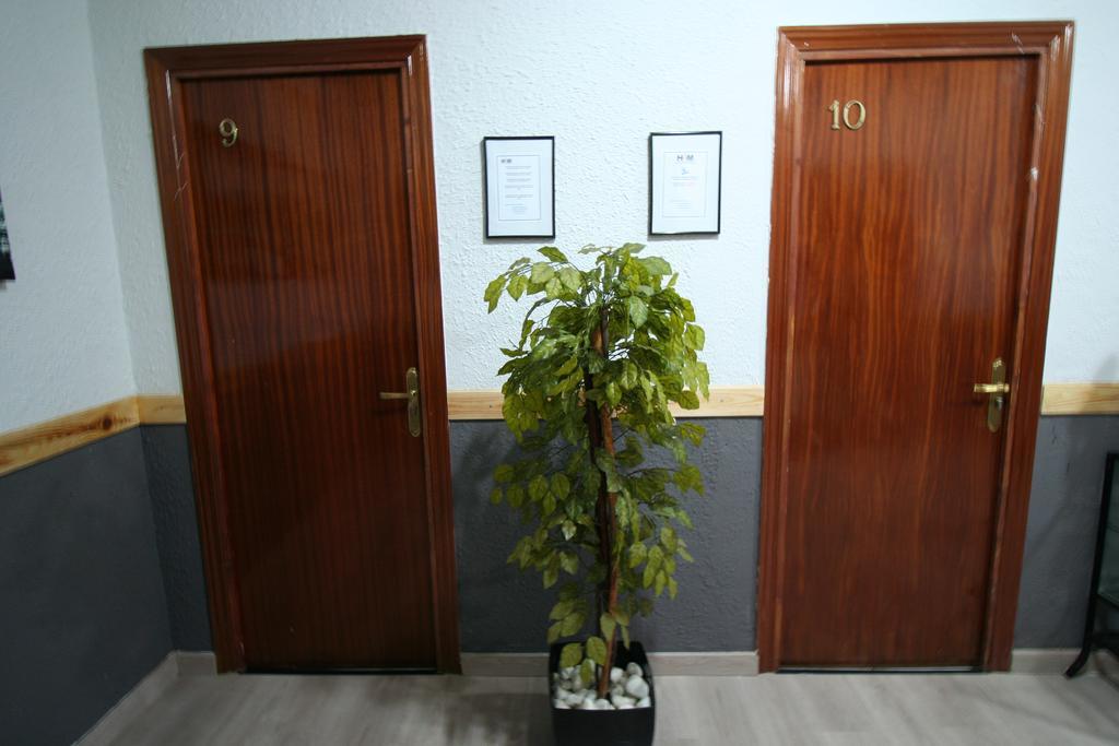 Hostal Restaurante Avenida De Madrid Τεράσα Εξωτερικό φωτογραφία