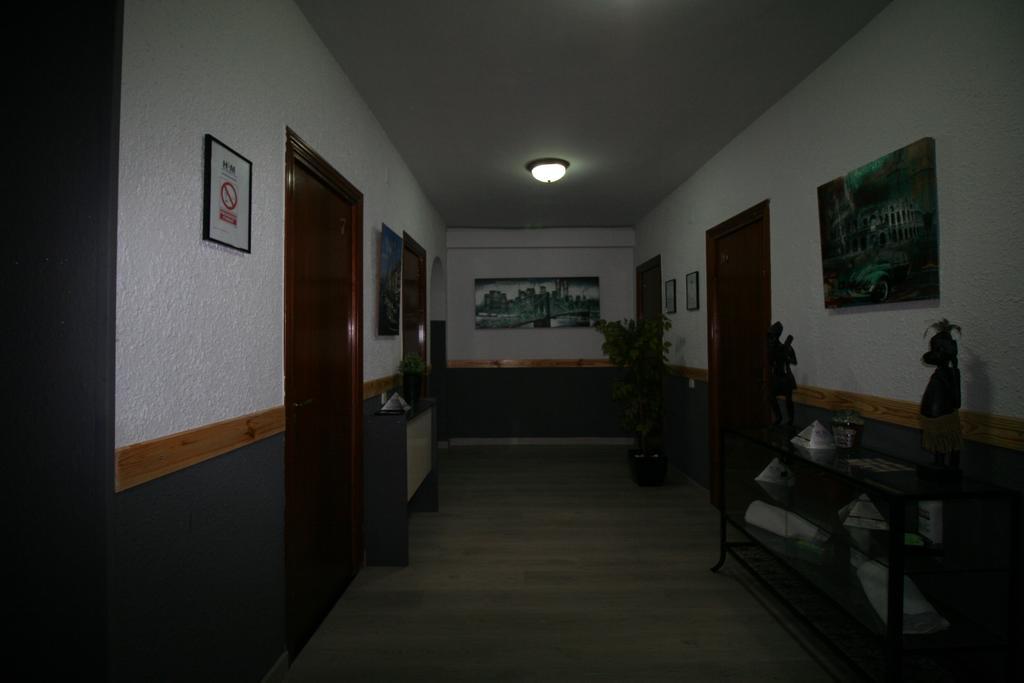 Hostal Restaurante Avenida De Madrid Τεράσα Εξωτερικό φωτογραφία