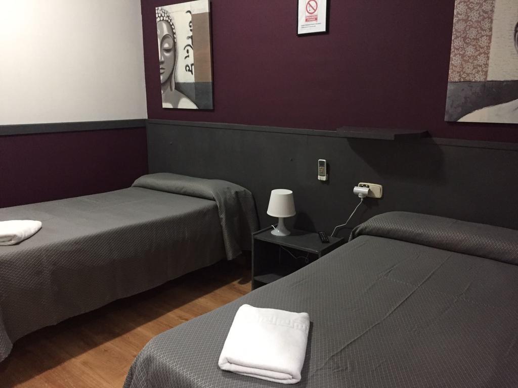 Hostal Restaurante Avenida De Madrid Τεράσα Εξωτερικό φωτογραφία